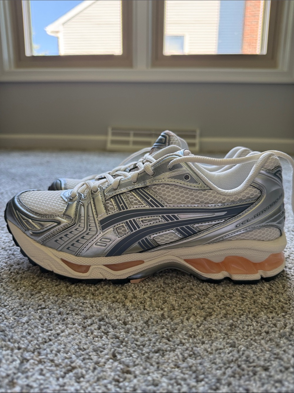 NWT Asics Women's Silver, Cream Pink Running Sneakers GEL-KAYANO 14 Women 10 - Picture 8 of 12